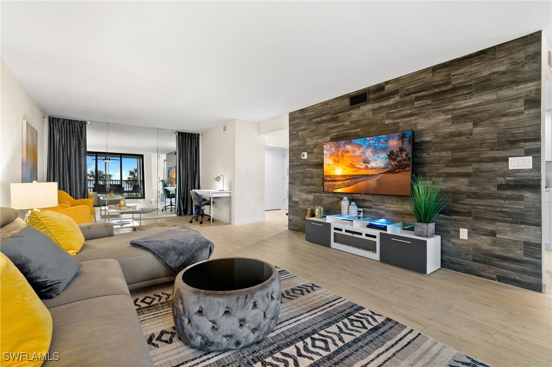 10475 Gulf Shore Drive 112