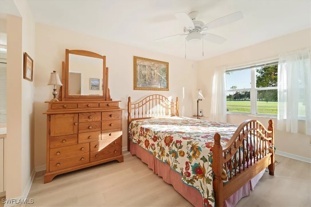 Naples, Florida 34104, United States, 2 Bedrooms Bedrooms, ,2 BathroomsBathrooms,Residential,Pending,131547