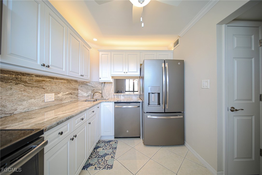 5959 Winkler Road 206