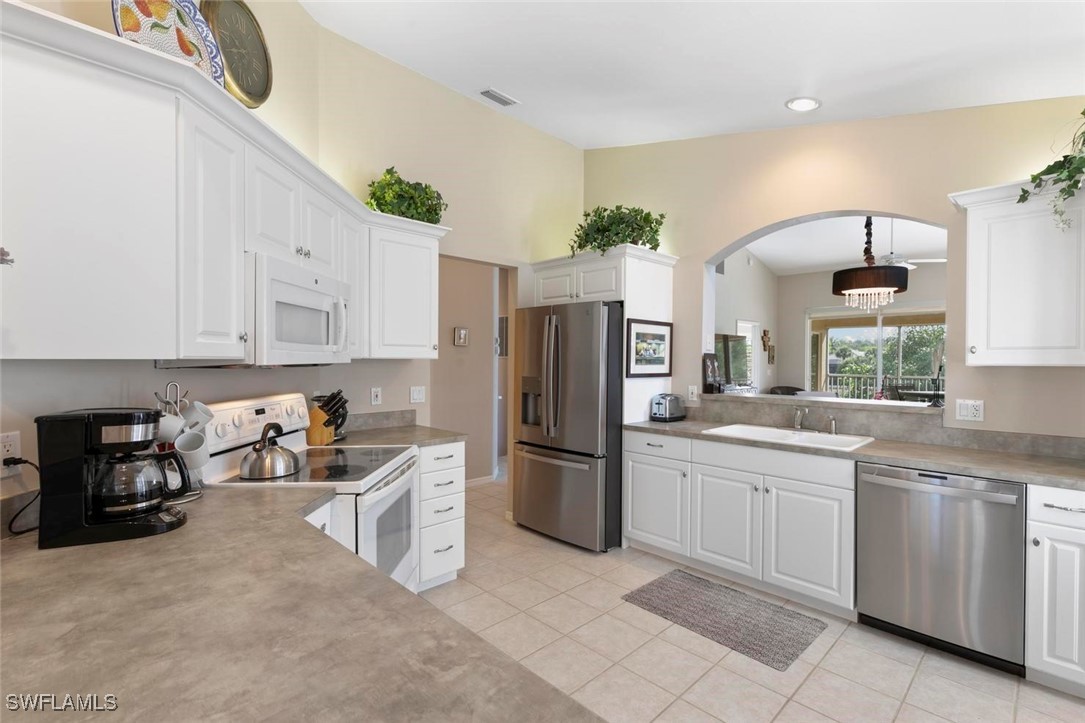 20131 Seagrove Street 408