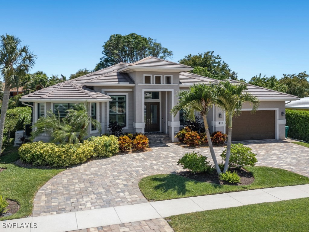 811 Manor Terrace
