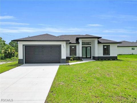 639 Knapp Street Lehigh Acres FL 33974