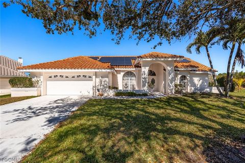 11701 Pinewood Lakes Drive Fort Myers FL 33913
