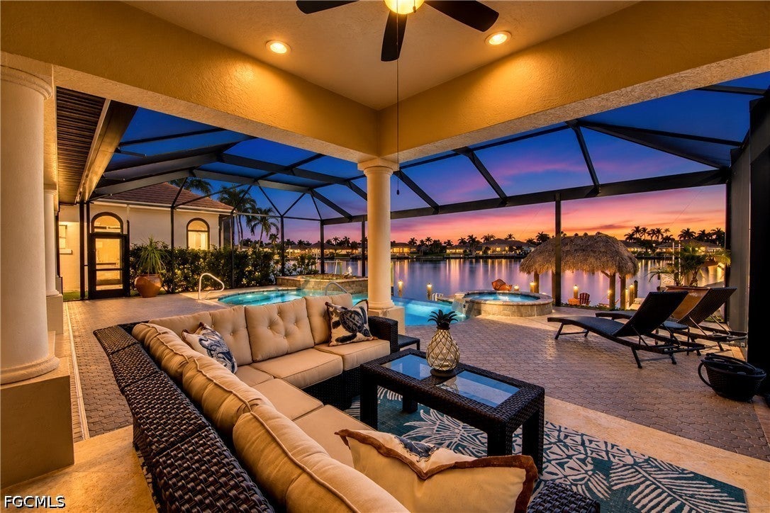 1805 Harbour Circle