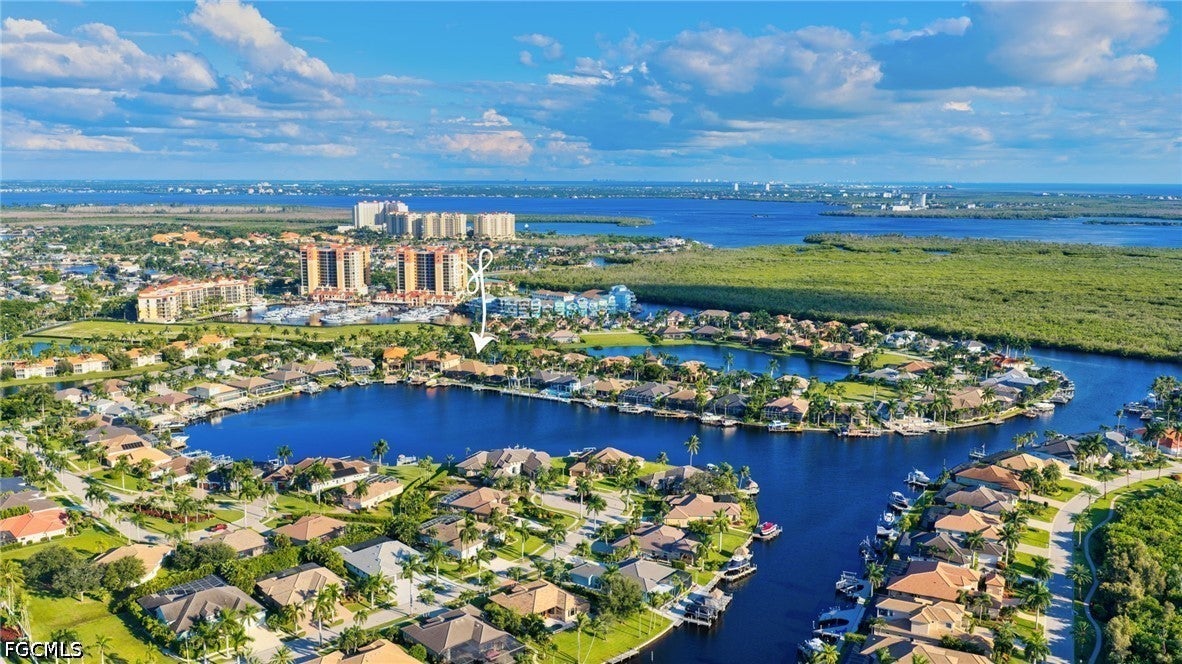 1805 Harbour Circle