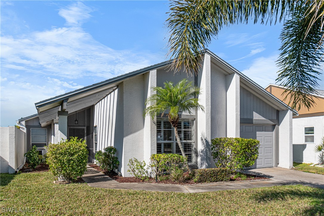 9761 Maplecrest Circle