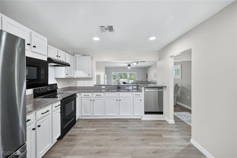 10970 Glenhurst Street Fort Myers FL 33913