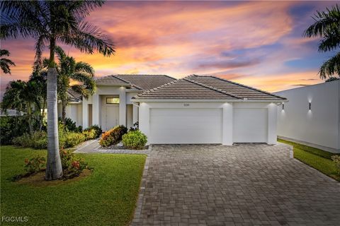 5139 Manor Court Cape Coral FL 33904
