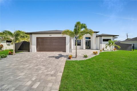 805 SW 10th Place Cape Coral FL 33991