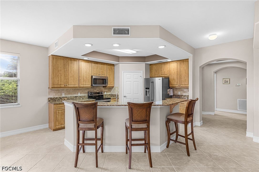 12061 Brassie Circle B102