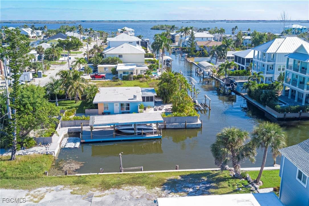 6101 Estero Boulevard