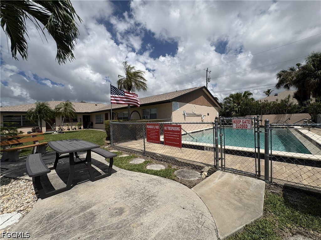 619 SE 47th Street 5