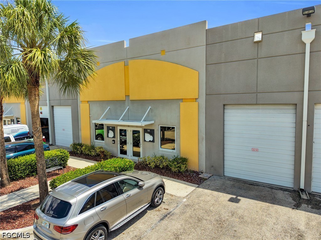 12811 Commerce Lakes Drive 9 - 10