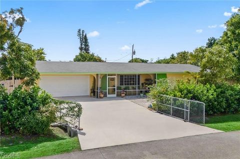 2248 Ephraim Avenue Fort Myers FL 33907