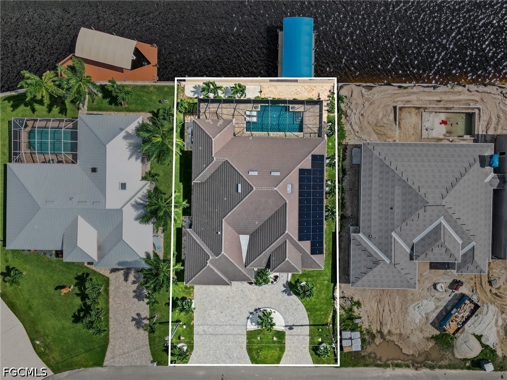 125 NW 33rd Avenue