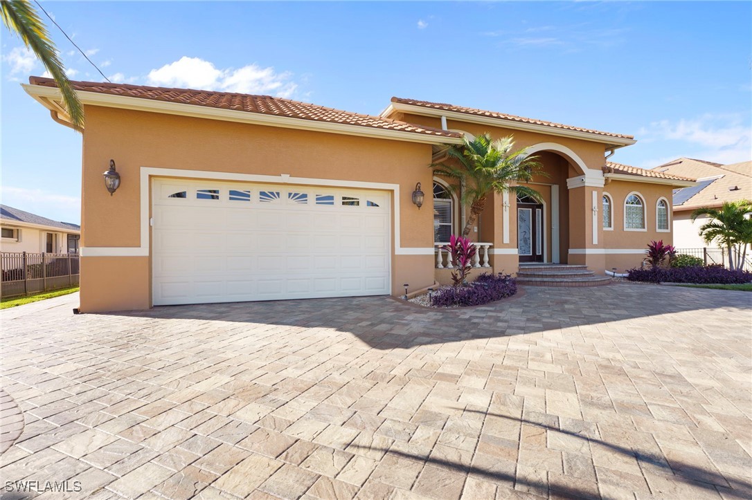 5220 SW 8th Place