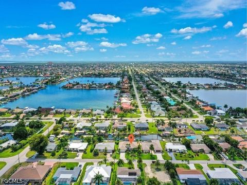 Tiny photo for 5204 SW 3rd Avenue, Cape Coral, FL 33914 (MLS # 2026017228)