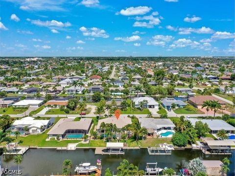 Tiny photo for 5204 SW 3rd Avenue, Cape Coral, FL 33914 (MLS # 2026017228)
