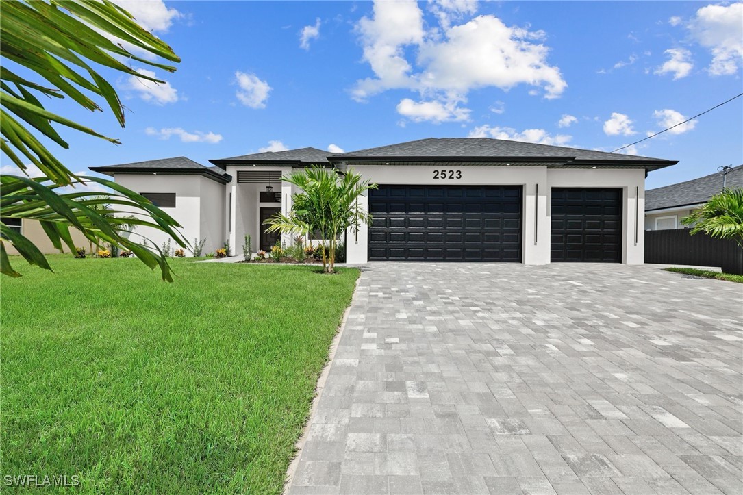 2523 NW 8th Place