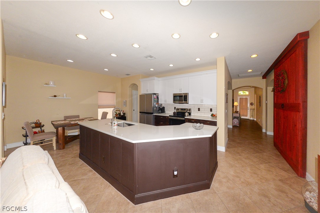 8701 Banyan Bay Boulevard