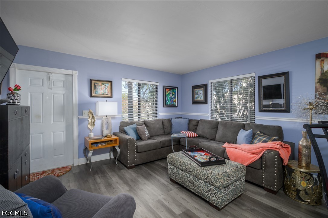 4903 Vincennes Street 110