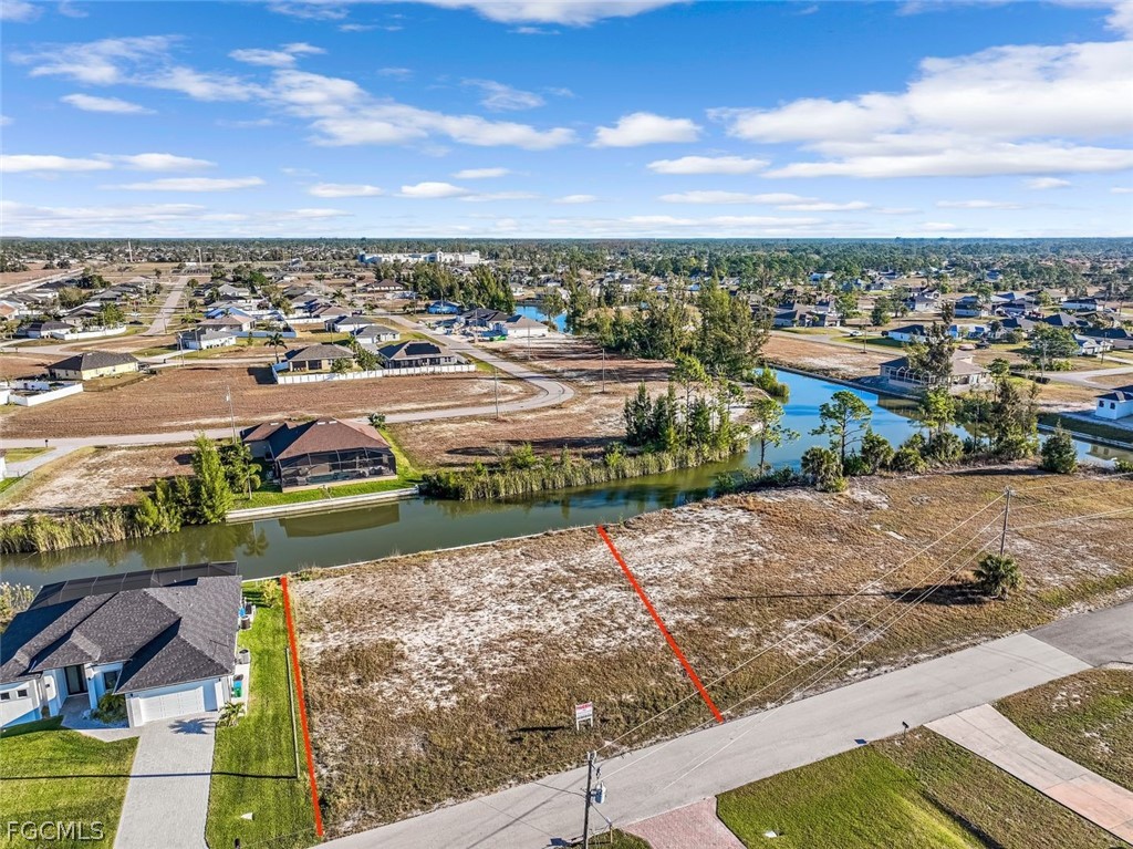 2027 NE 34th Terrace