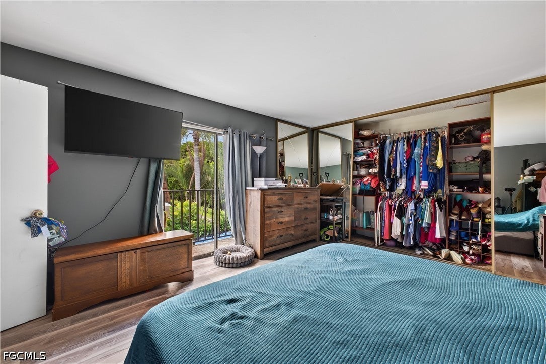 5240 Cedarbend Drive 3