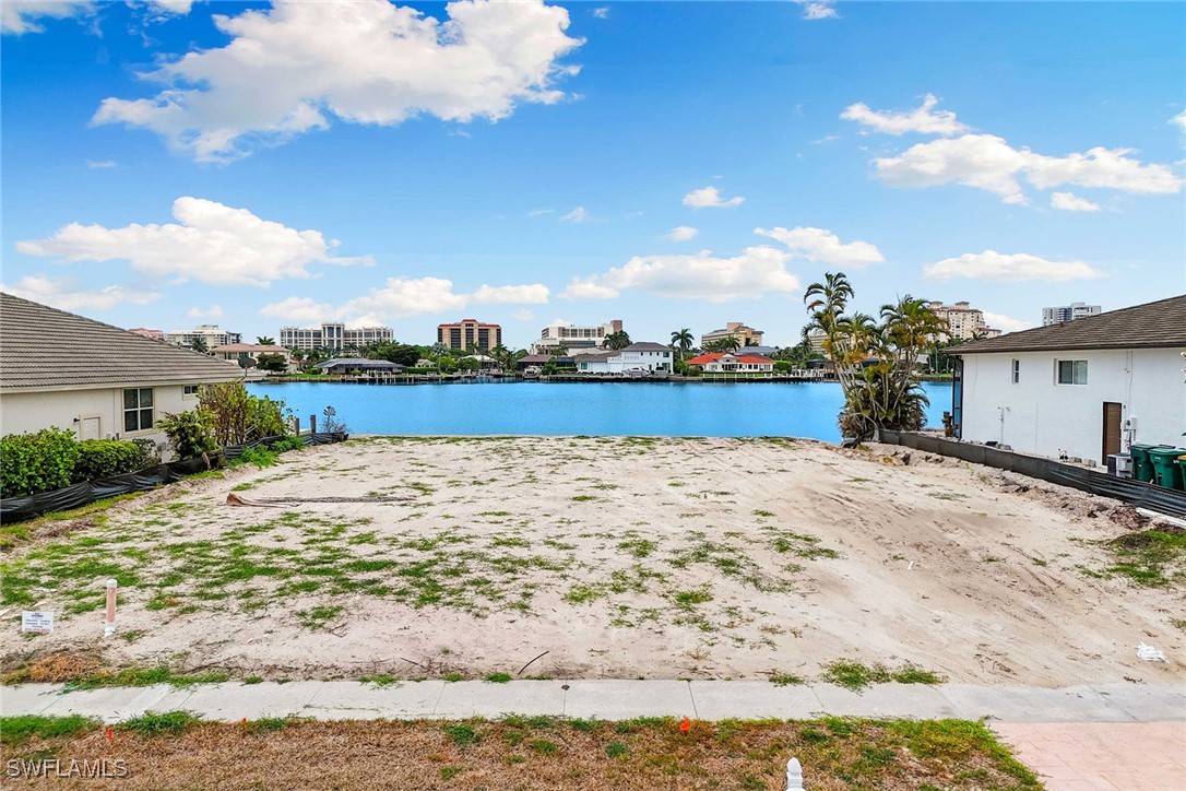 372 Lamplighter Drive