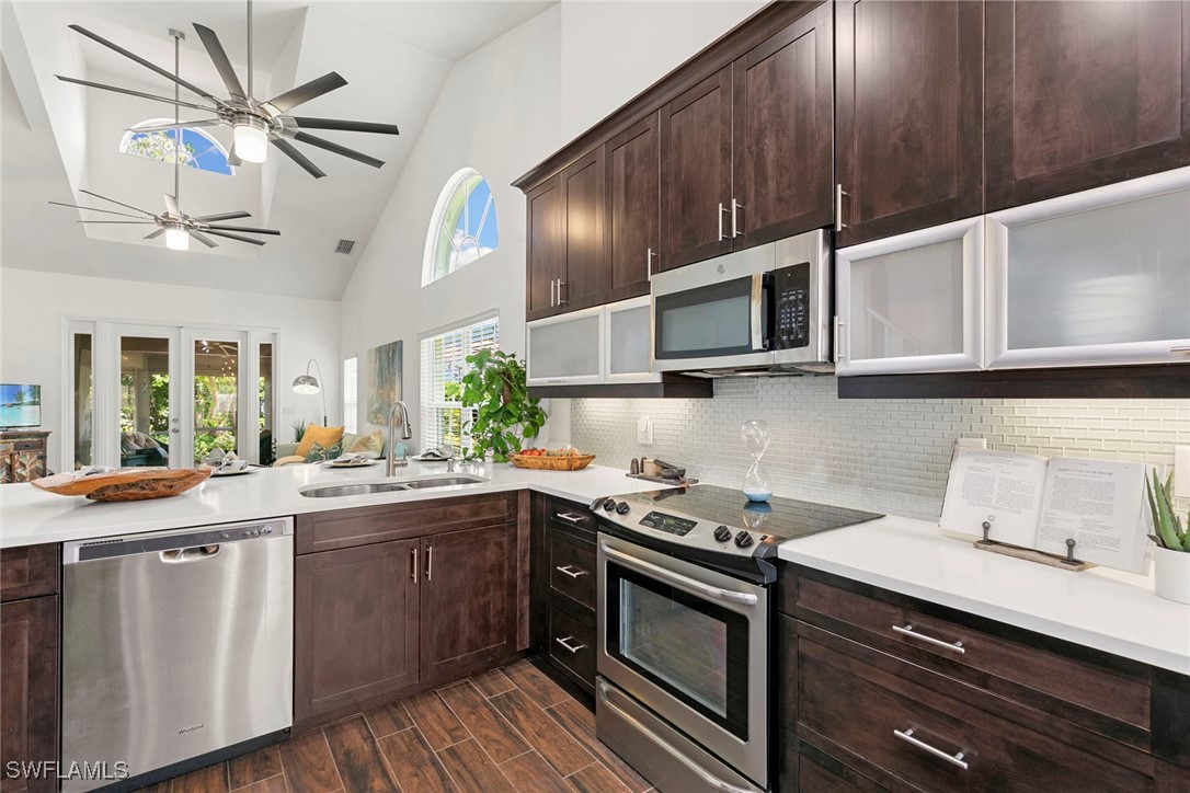 1733 San Bernadino Way K406