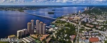 1186 Betmar Boulevard