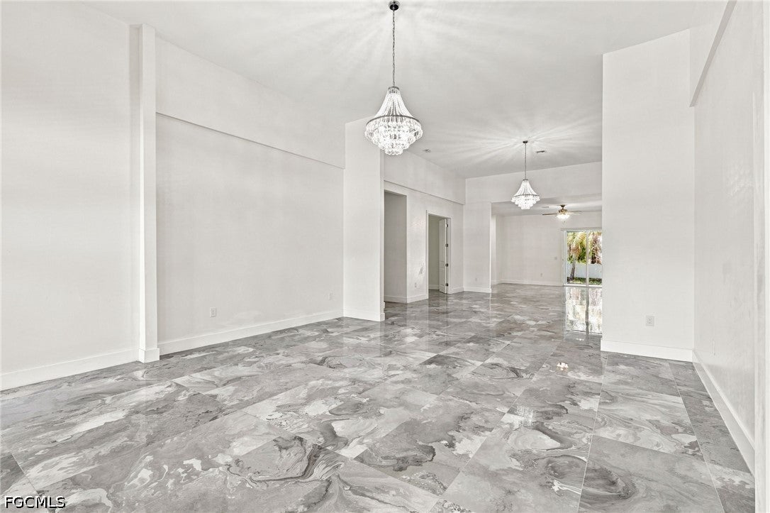 1853 Della Drive