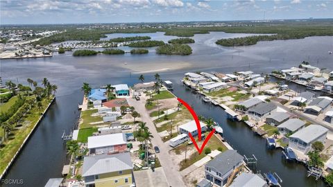 Tiny photo for 856 Oak Street, Fort Myers Beach, FL 33931 (MLS # 2025006484)