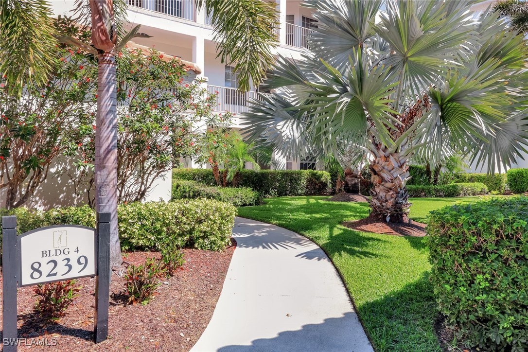 8239 Parkstone Place 208