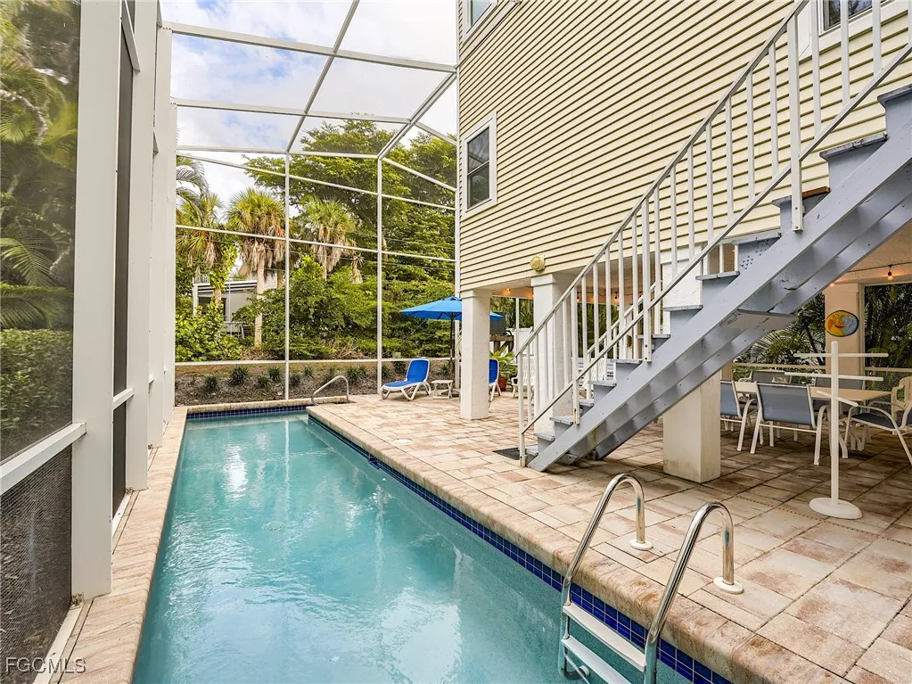 Captiva, Florida, 33924, United States, 3 Bedrooms Bedrooms, ,3 BathroomsBathrooms,Residential,Active,2008230