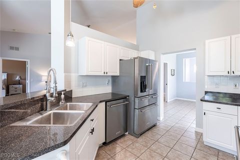 15157 Oxford Cove 2404 Fort Myers FL 33919