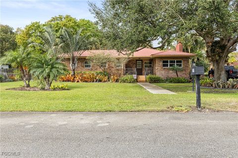 719 Poinsettia Street Clewiston FL 33440