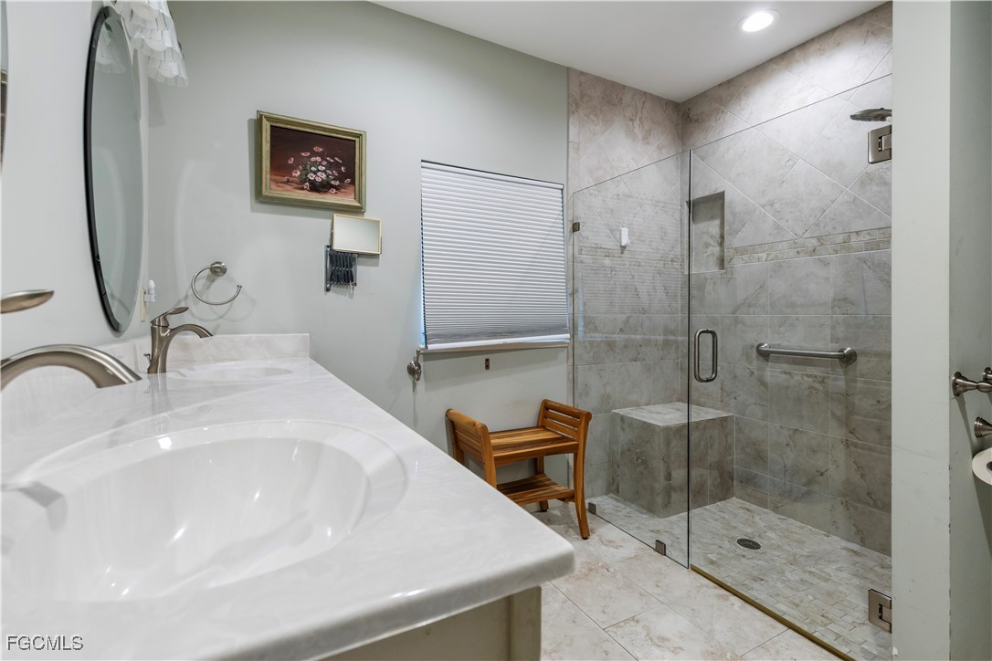 719 Poinsettia Street