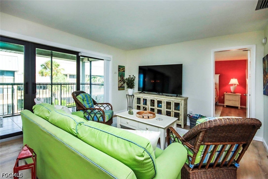 760 Sextant Drive 733