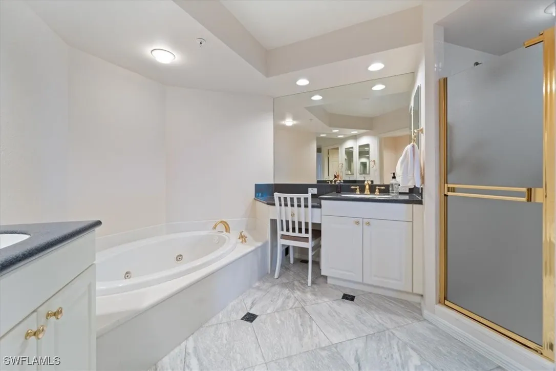 Naples, Florida, 34108, United States, 2 Bedrooms Bedrooms, ,2 BathroomsBathrooms,Residential,Active,1871943