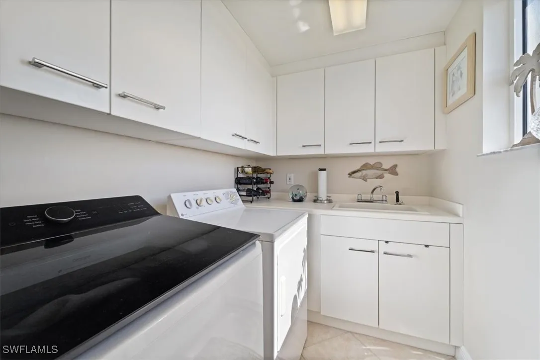 Naples, Florida, 34108, United States, 2 Bedrooms Bedrooms, ,2 BathroomsBathrooms,Residential,Active,1871943