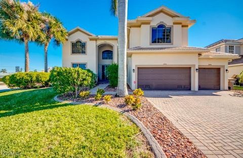 5601 Del Rio Court Cape Coral FL 33904