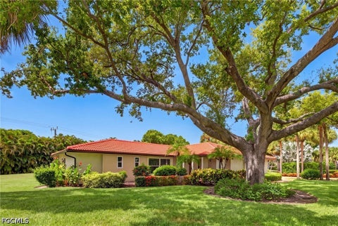 Tiny photo for 4478 Windjammer Lane, Fort Myers, FL 33919 (MLS # 2026033101)