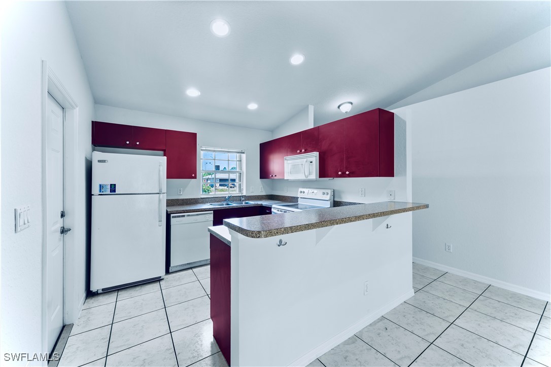 869/871 Eisenhower Boulevard