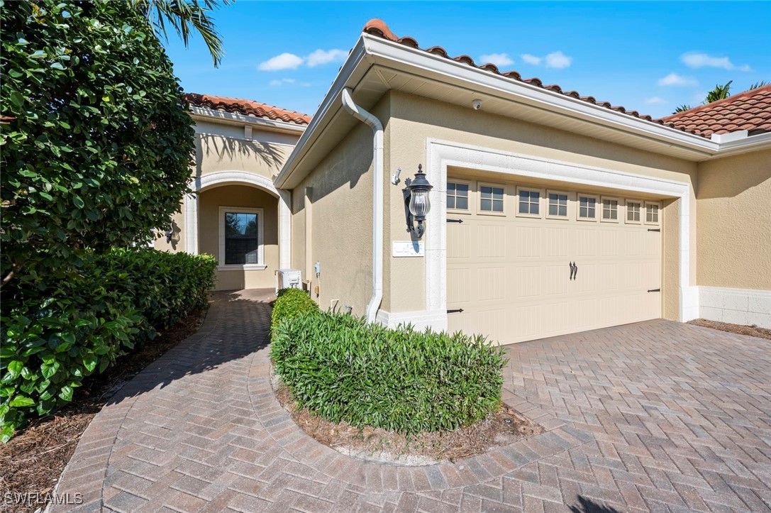 4573 Waterscape Lane