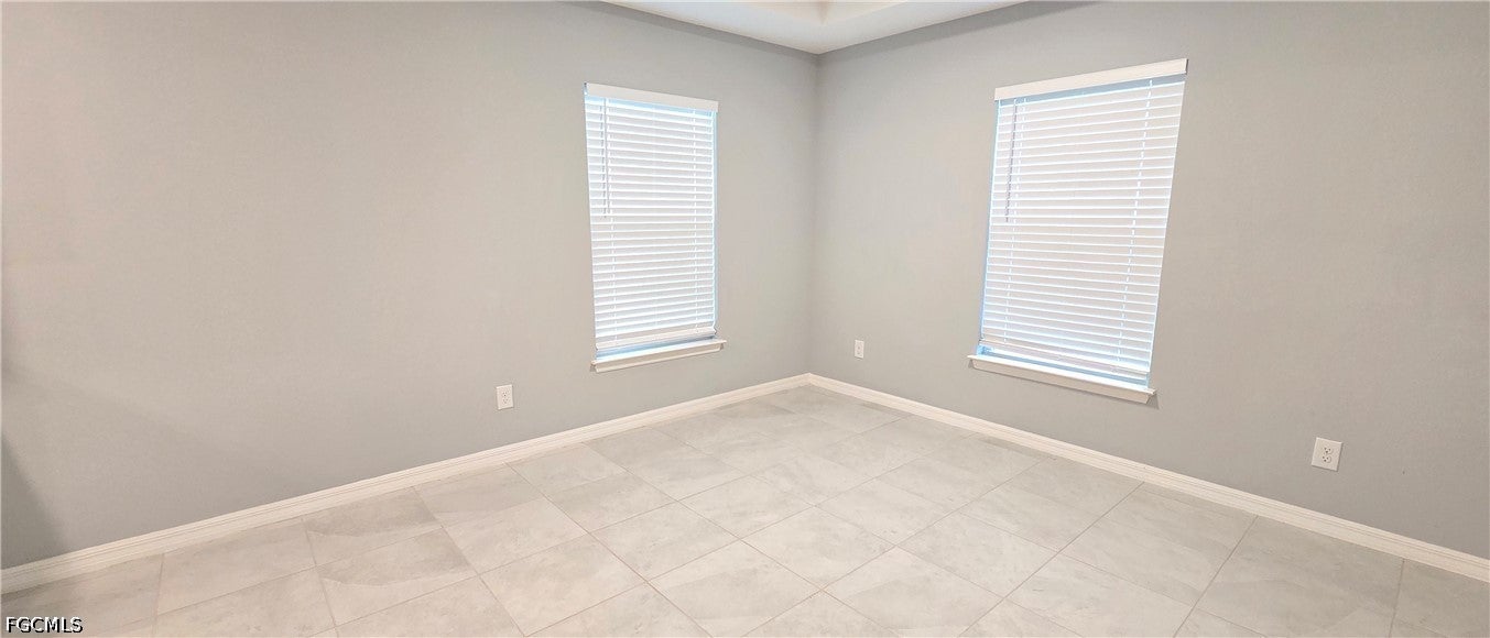 1532 NE 35th Terrace