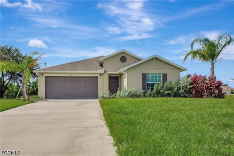 Tiny photo for 418 Pickford Avenue, Lehigh Acres, FL 33974 (MLS # 2026032814)