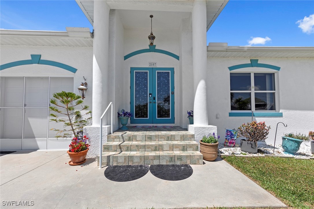 2107 Saint Croix Avenue
