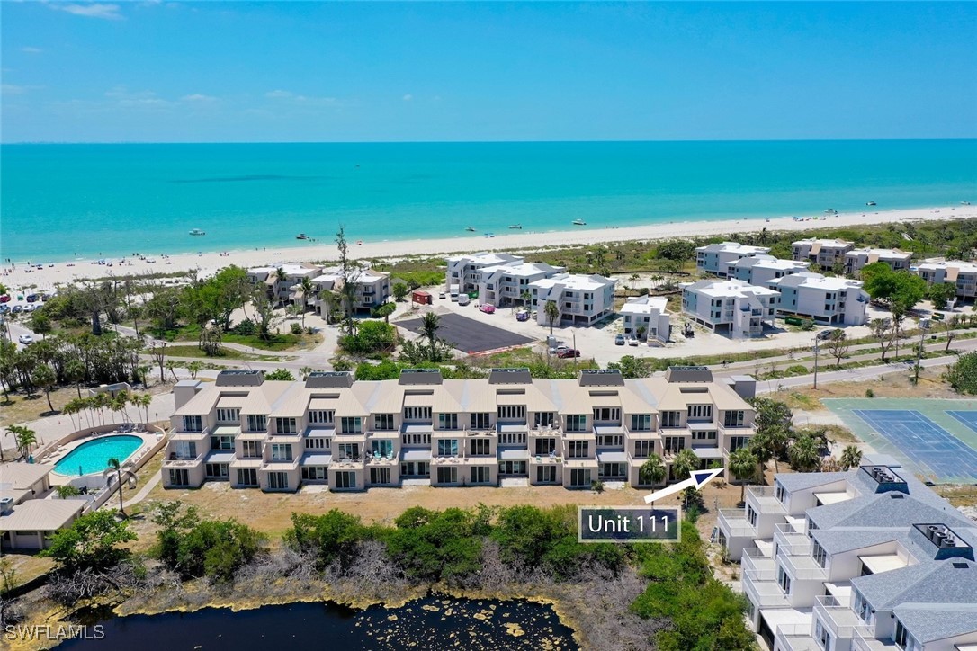 200 Periwinkle Way 111