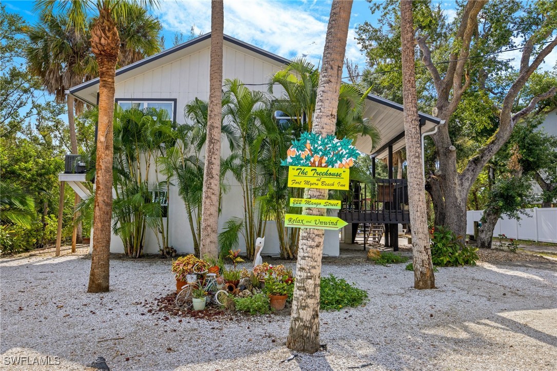 222 Mango Street
