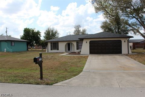 Photo of 3312 SW 7th Avenue, Cape Coral, FL 33914 (MLS # 2026015503)